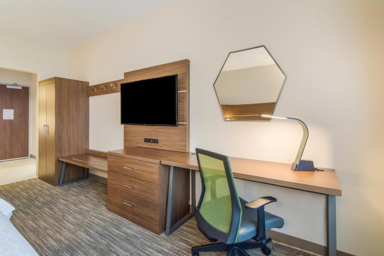 | Holiday Inn Express & Suites - Asheboro, an IHG Hotel