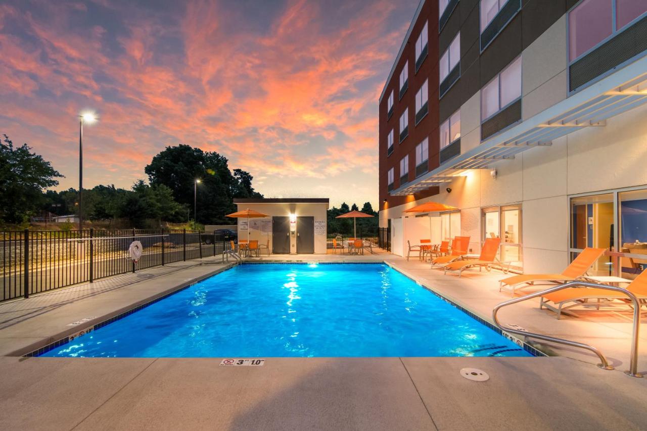  | Holiday Inn Express & Suites - Asheboro, an IHG Hotel