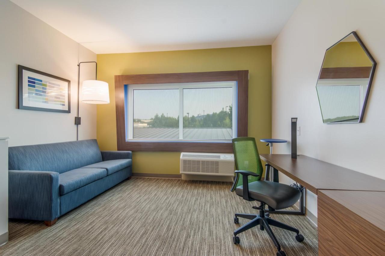  | Holiday Inn Express & Suites - Asheboro, an IHG Hotel