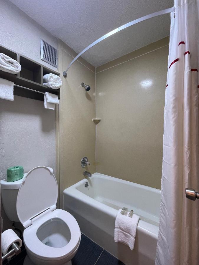 Superior King Room Non-Smoking at Red Roof Inn LaGrange