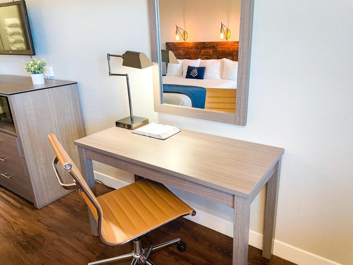 | PINEMARK Inn Suites Events