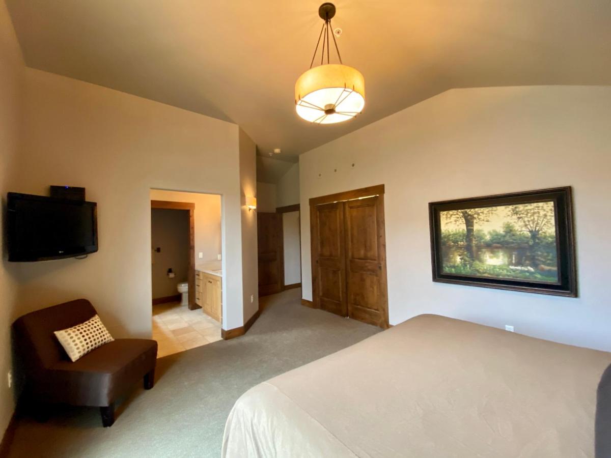 Penthouse Apartment at Meadow Lake Resort & Condos