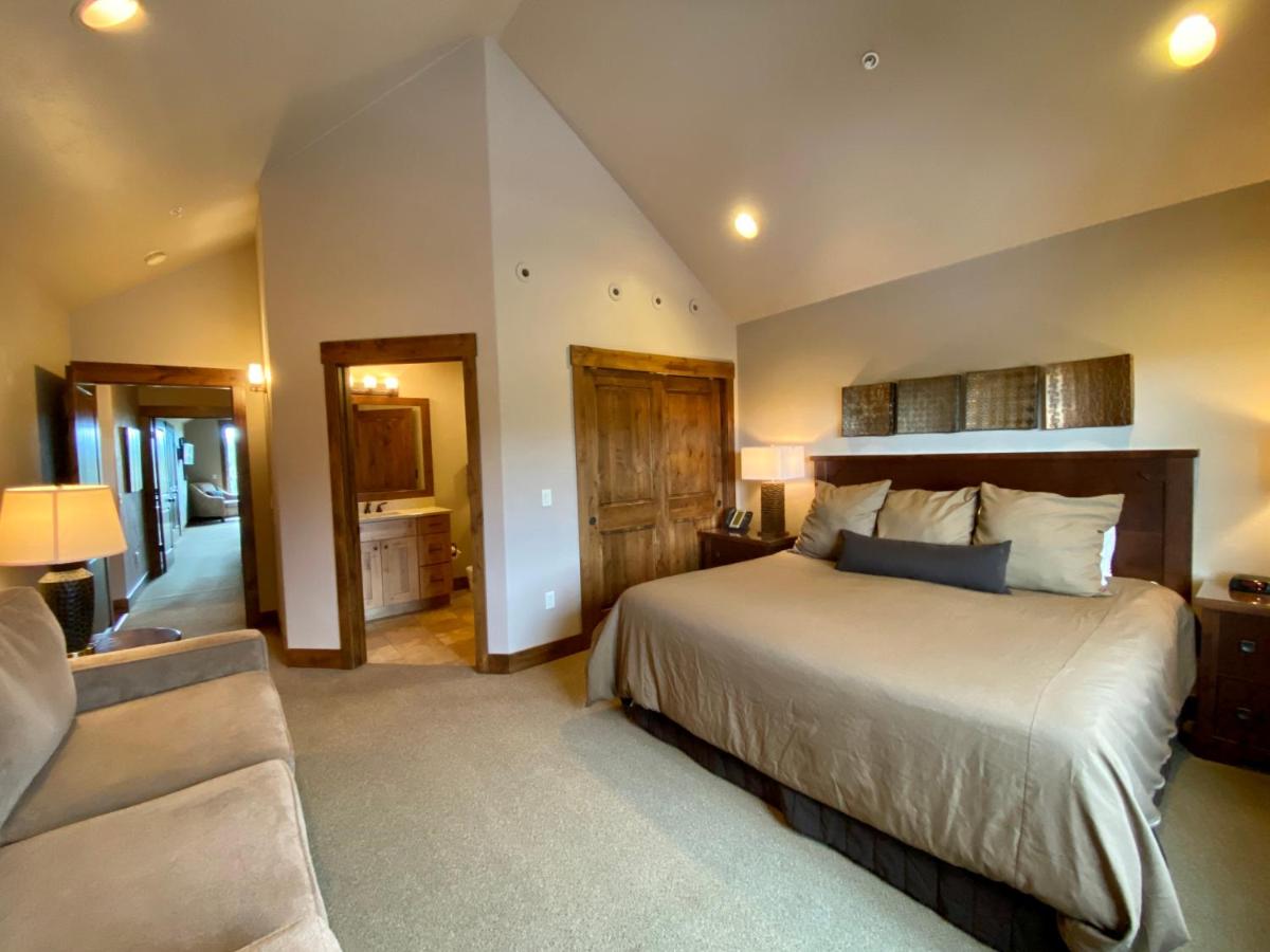 Penthouse Apartment at Meadow Lake Resort & Condos