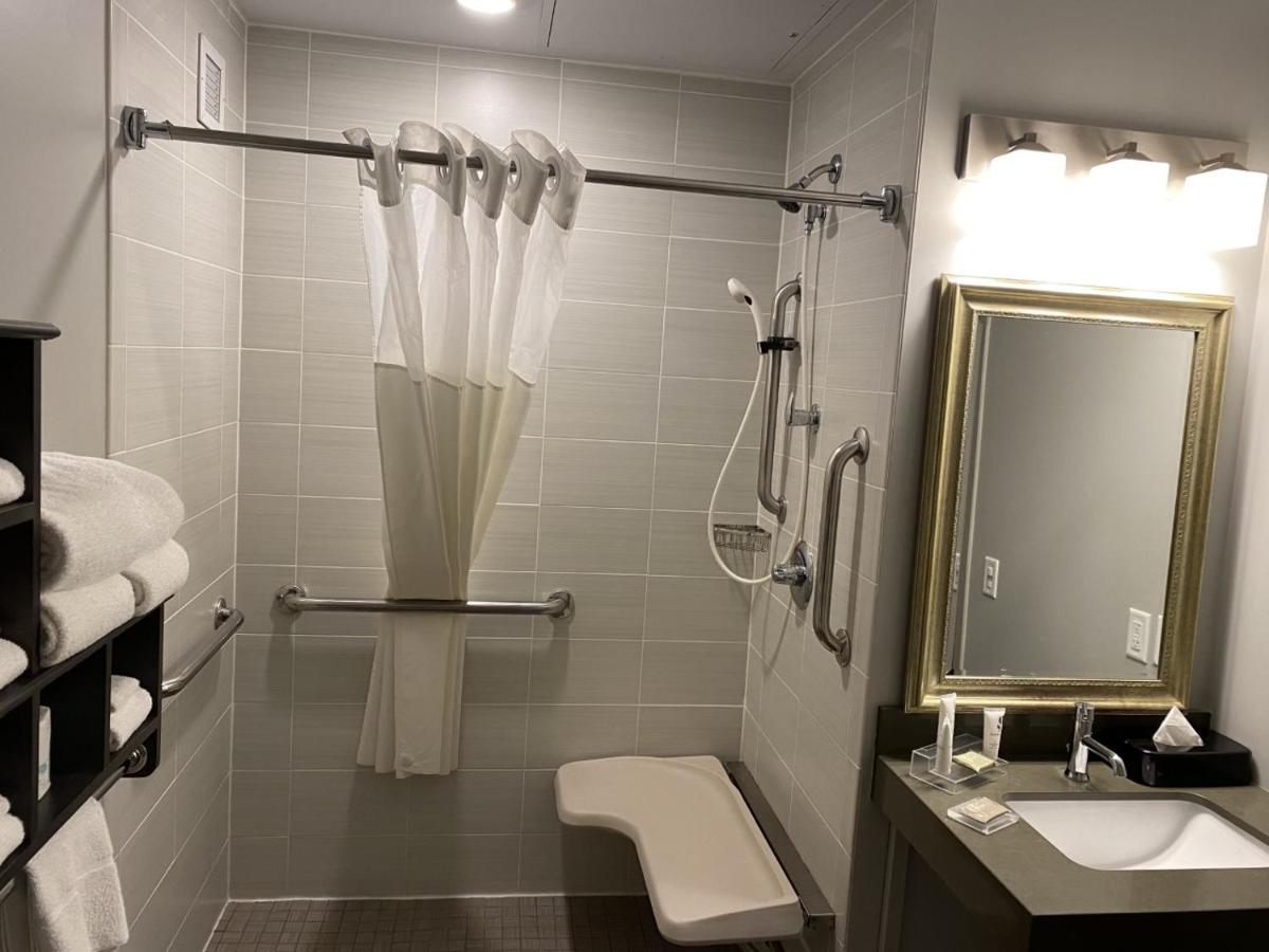 Queen Room with Two Queen Beds at Country Inn & Suites by Radisson, Bemidji, MN