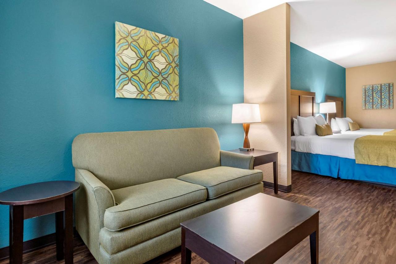 Queen Suite with Two Queen Beds - Disability Access at Best Western Plus Galveston Suites