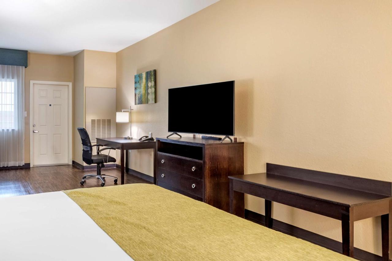 King Suite - Disability Access with Roll-in Shower at Best Western Plus Galveston Suites