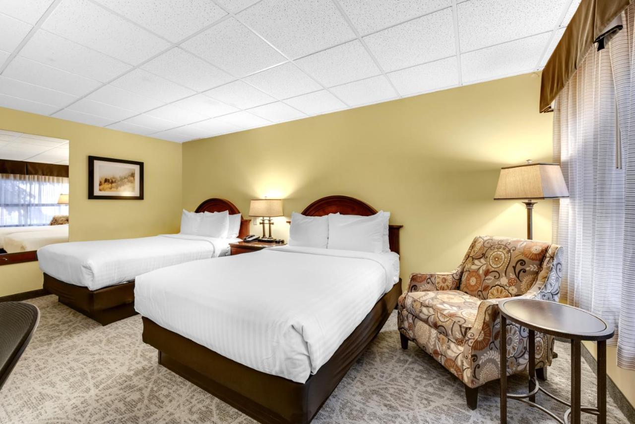 Queen Room with Two Queen Beds - No pets at The Academy Hotel Colorado Springs