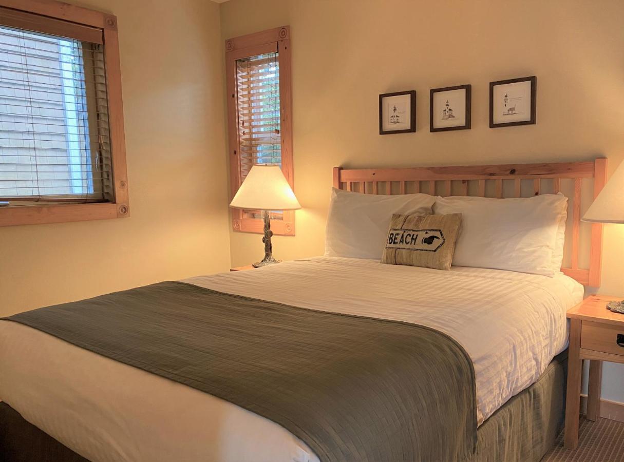  | Lighthouse Inn
