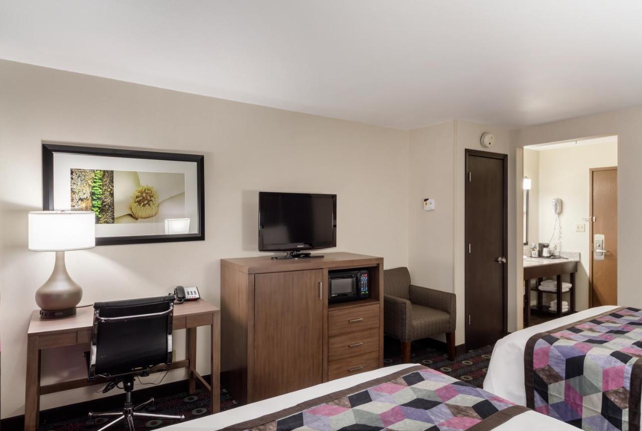 Double Room with Two Double Beds - Non-Smoking at Comfort Inn Tulsa Midtown