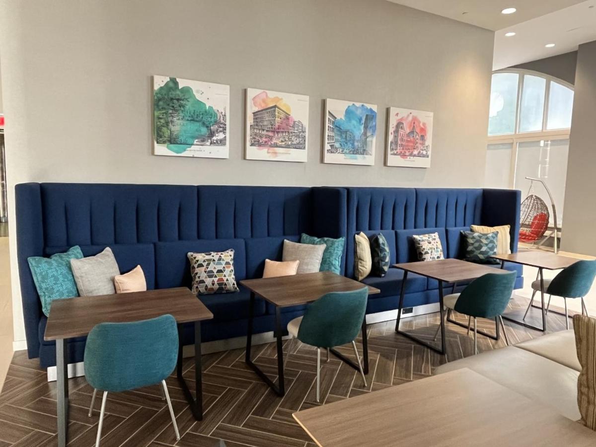 | Home2 Suites By Hilton St Louis Downtown