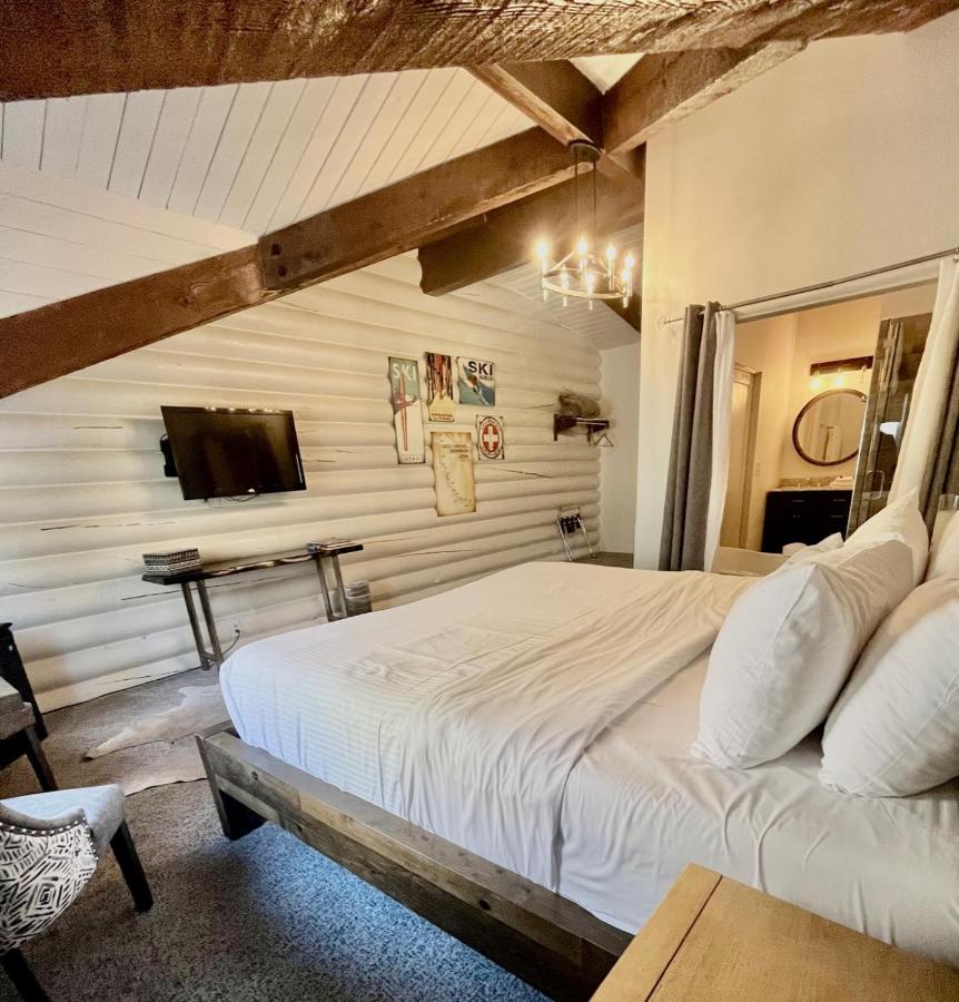 | Alaskan Inn and Spa