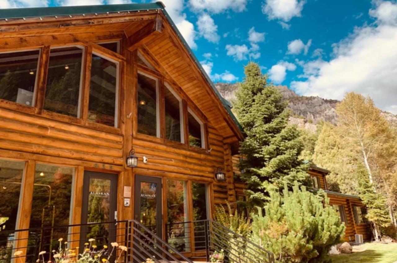 | Alaskan Inn and Spa