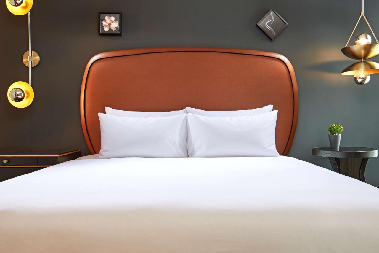 Deluxe King Room at Hyatt Centric Sacramento Downtown