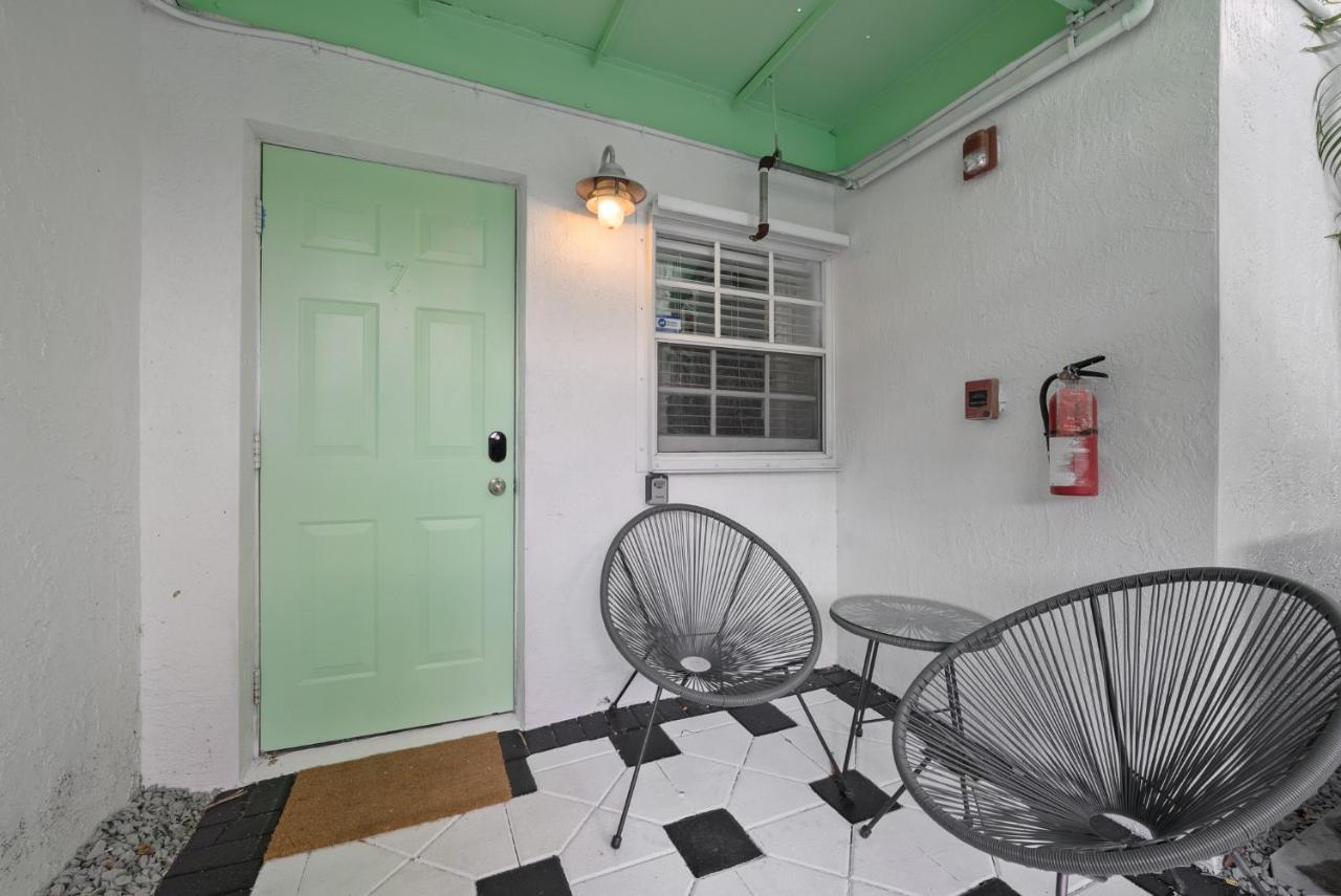 | Karens Las Olas Guest House