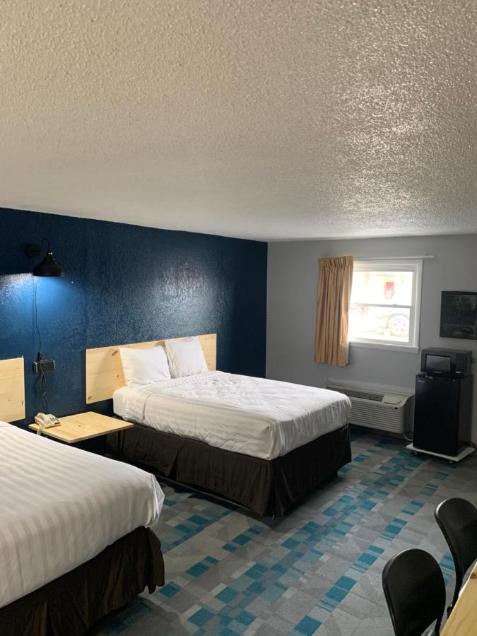| ROYALINN