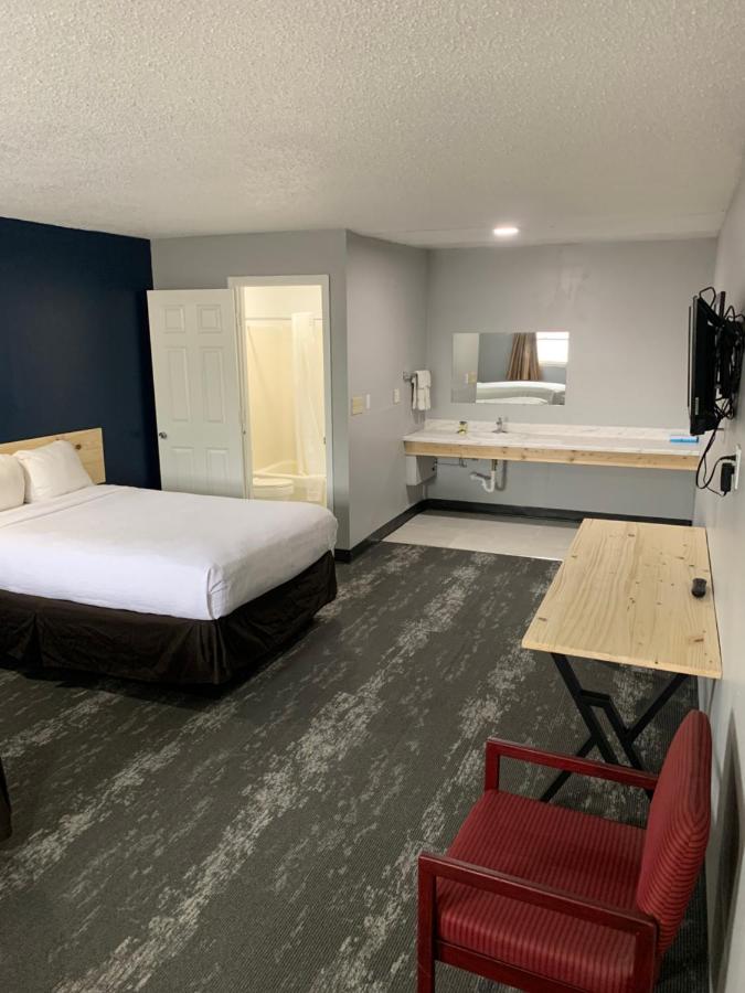 | ROYALINN
