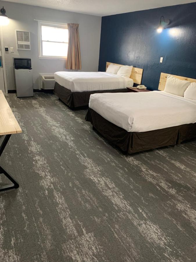 | ROYALINN