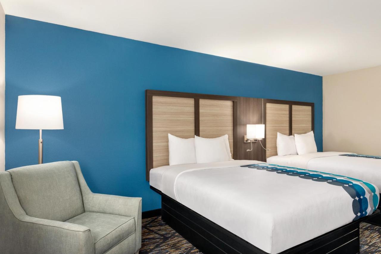 Queen Room with Two Queen Beds - Non-Smoking at Baymont by Wyndham Blackwell I-35
