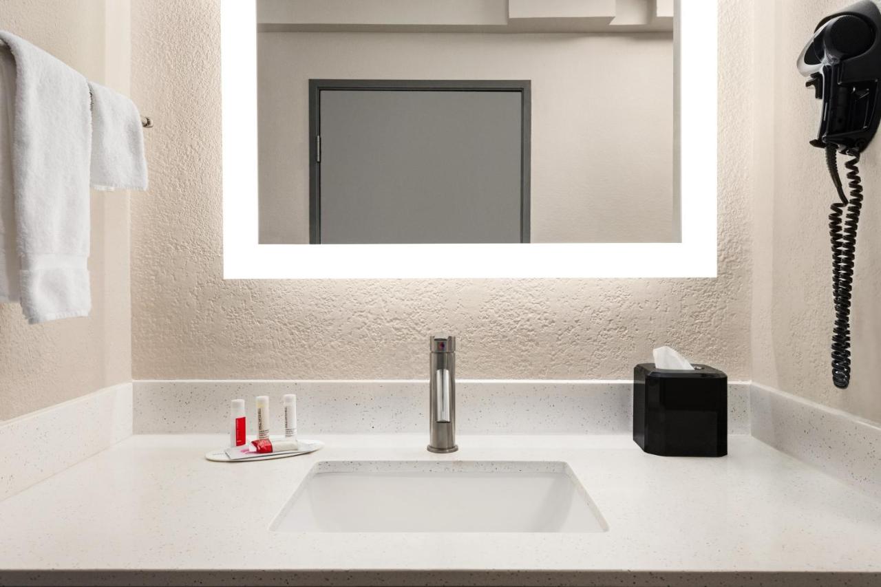 King Suite - Non-Smoking at Baymont by Wyndham Blackwell I-35