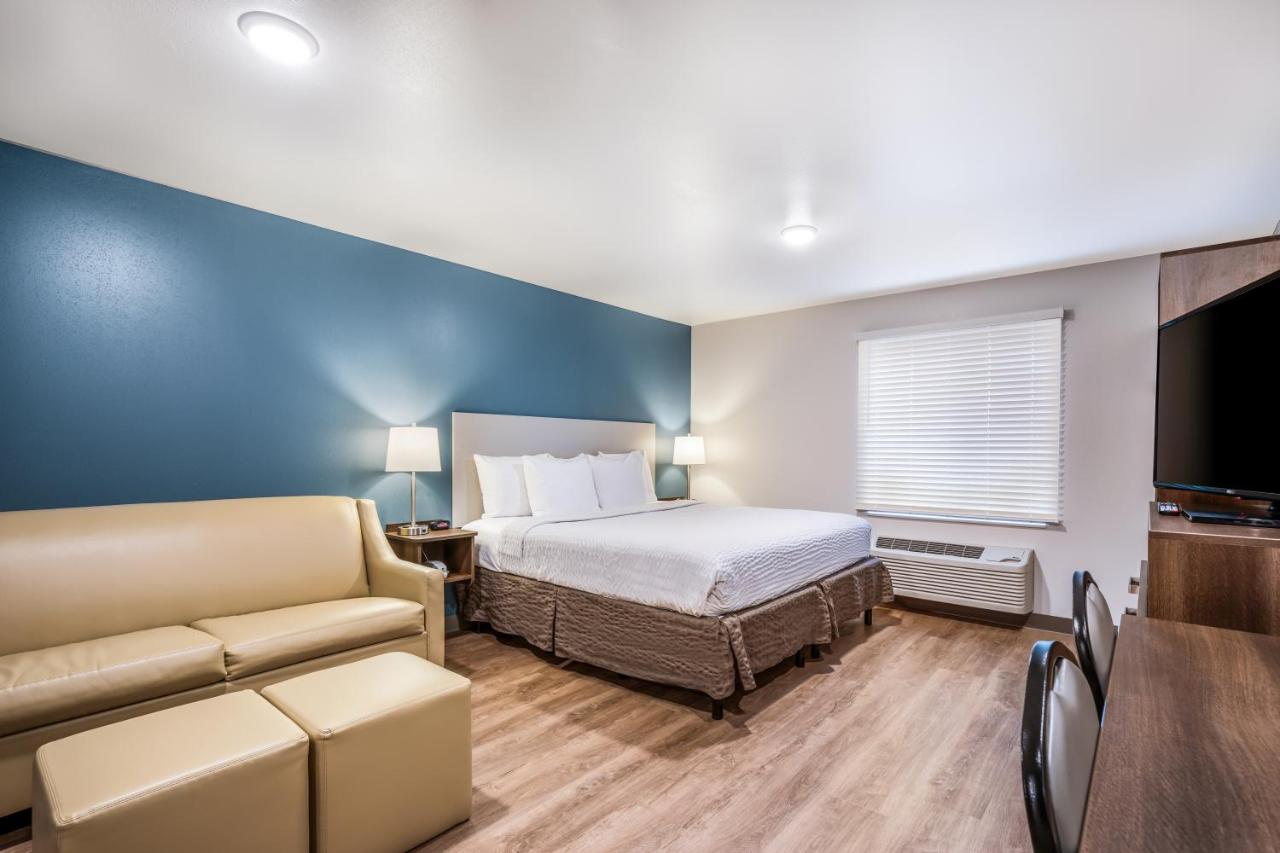 Standard King Room - Non Smoking at WoodSpring Suites Elgin - Chicago