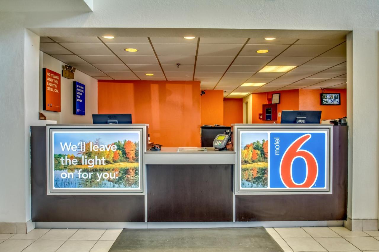| Motel 6-Amherst, NY - Buffalo