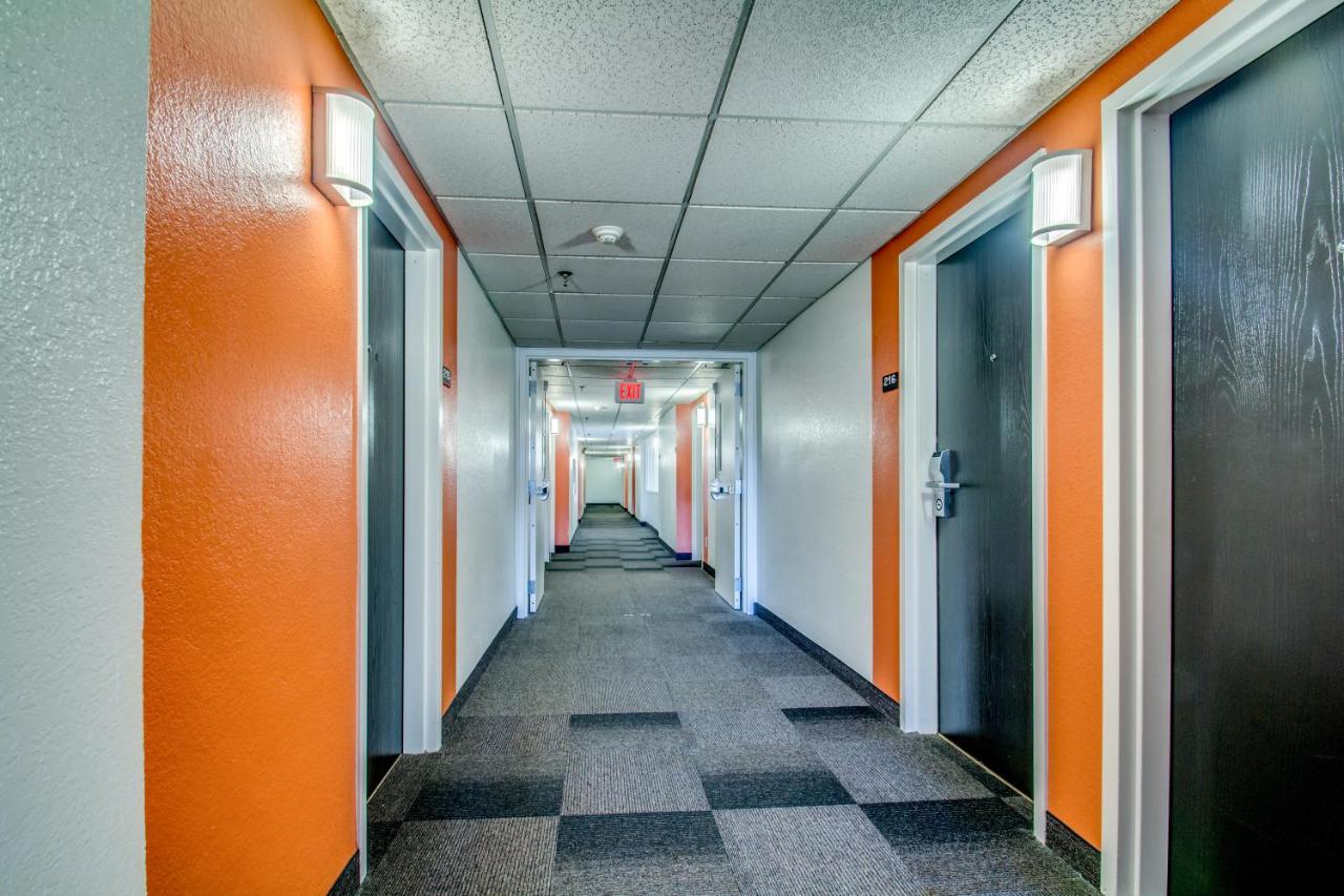 | Motel 6-Amherst, NY - Buffalo