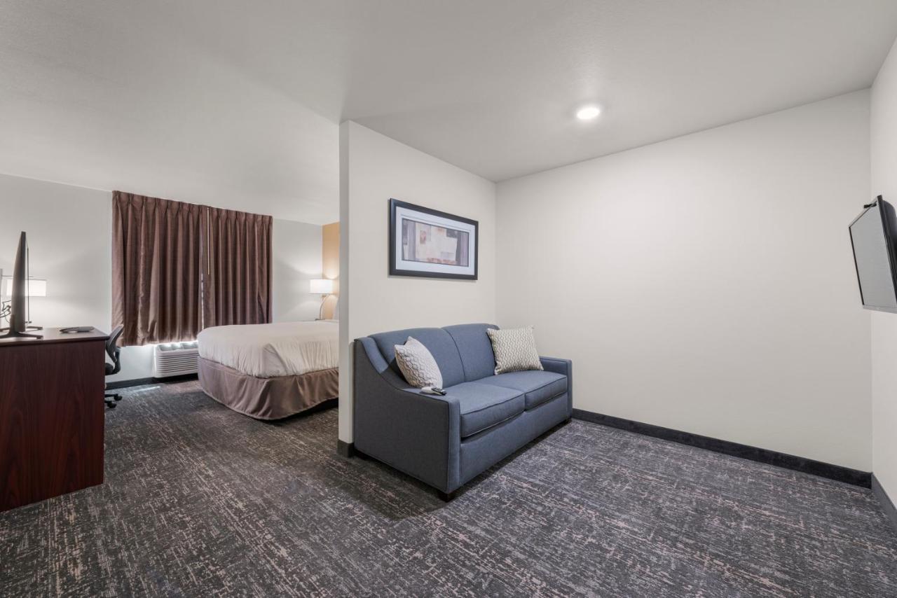  | Cobblestone Hotel & Suites - Urbana