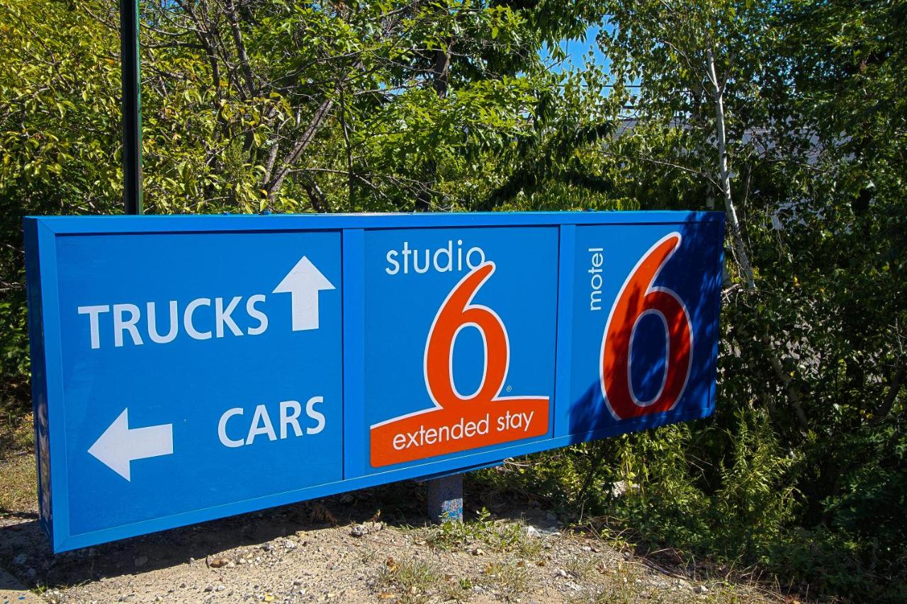 | Motel 6-East Brunswick, NJ