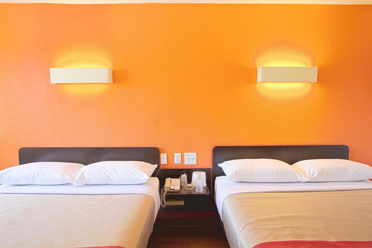 | Motel 6-East Brunswick, NJ