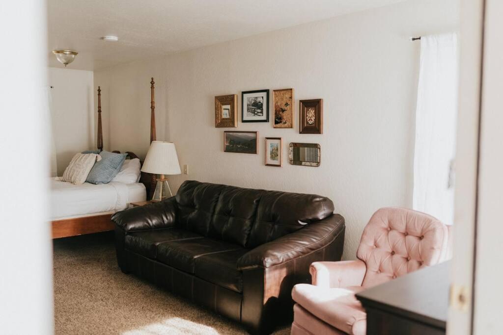 | The Long Barn Lodge
