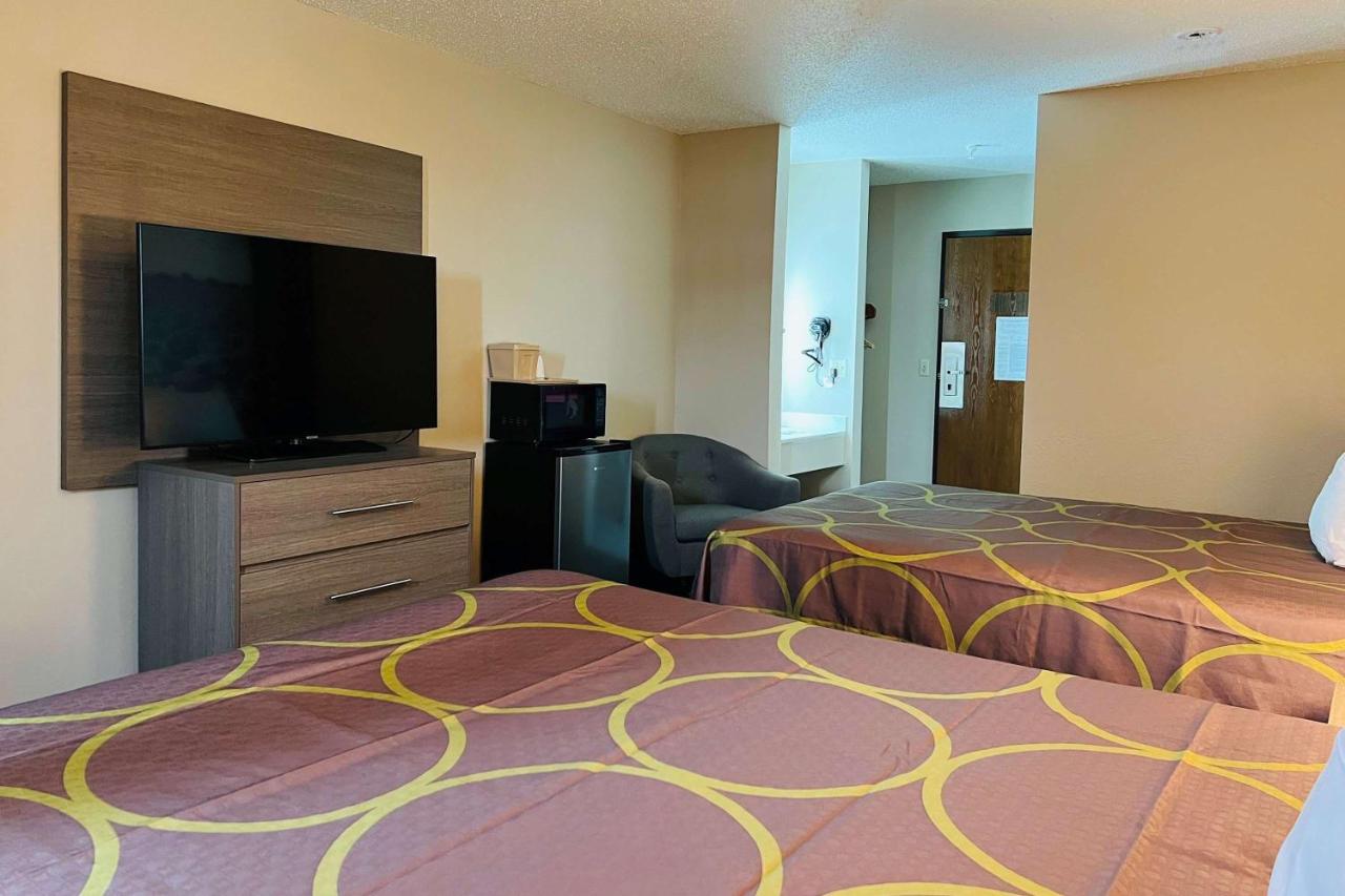 Queen Room with Two Queen Beds - Non-Smoking at Super 8 by Wyndham Pratt