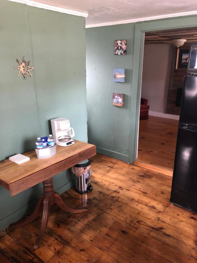 | Seafarer Inn and Cottages