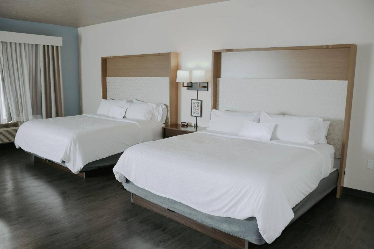 | Holiday Inn Omaha Downtown - Airport, an IHG Hotel