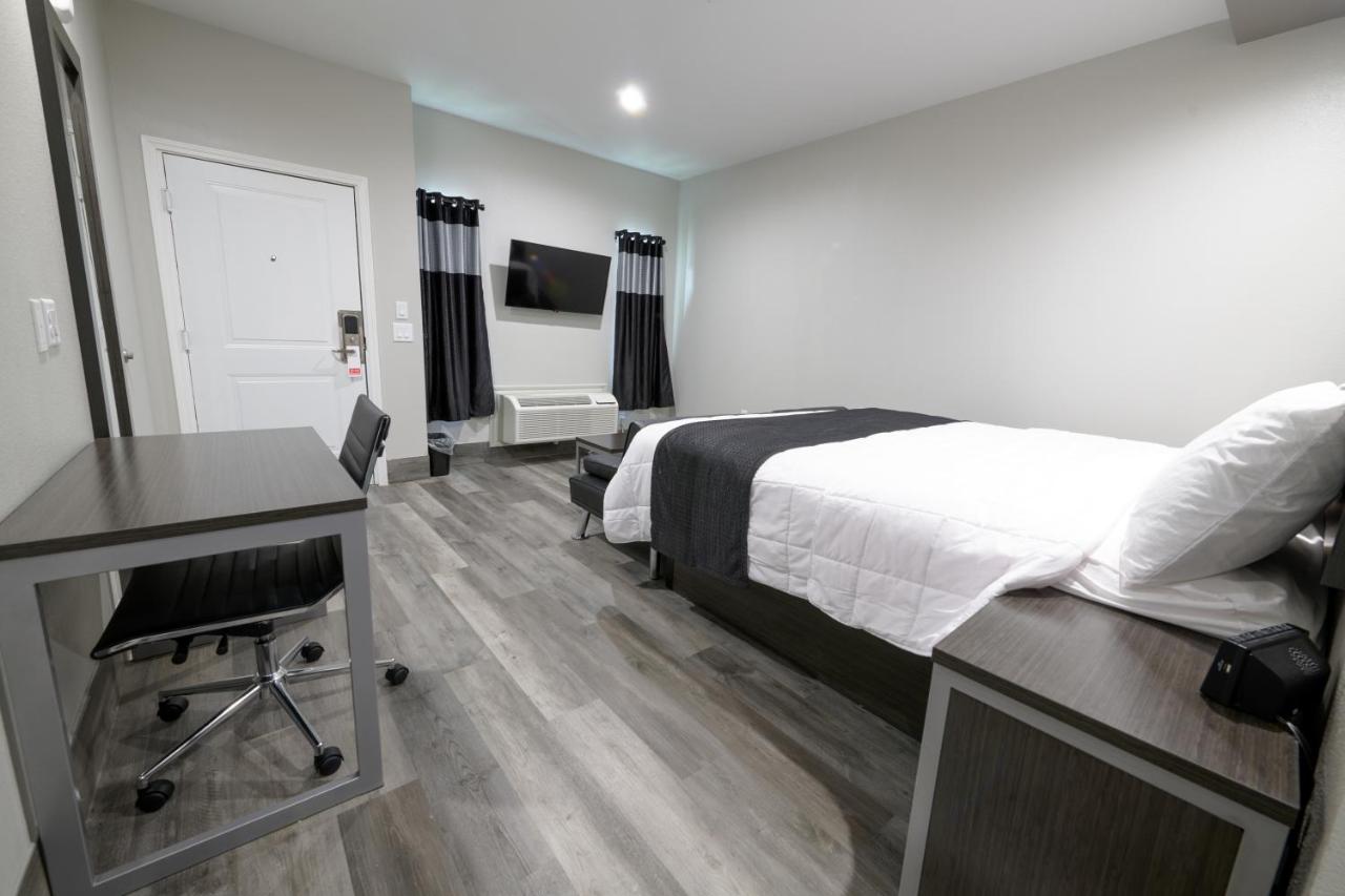 King Studio at Crystal Inn