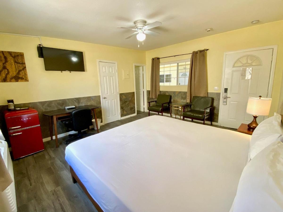 | Europa Inn & Suites