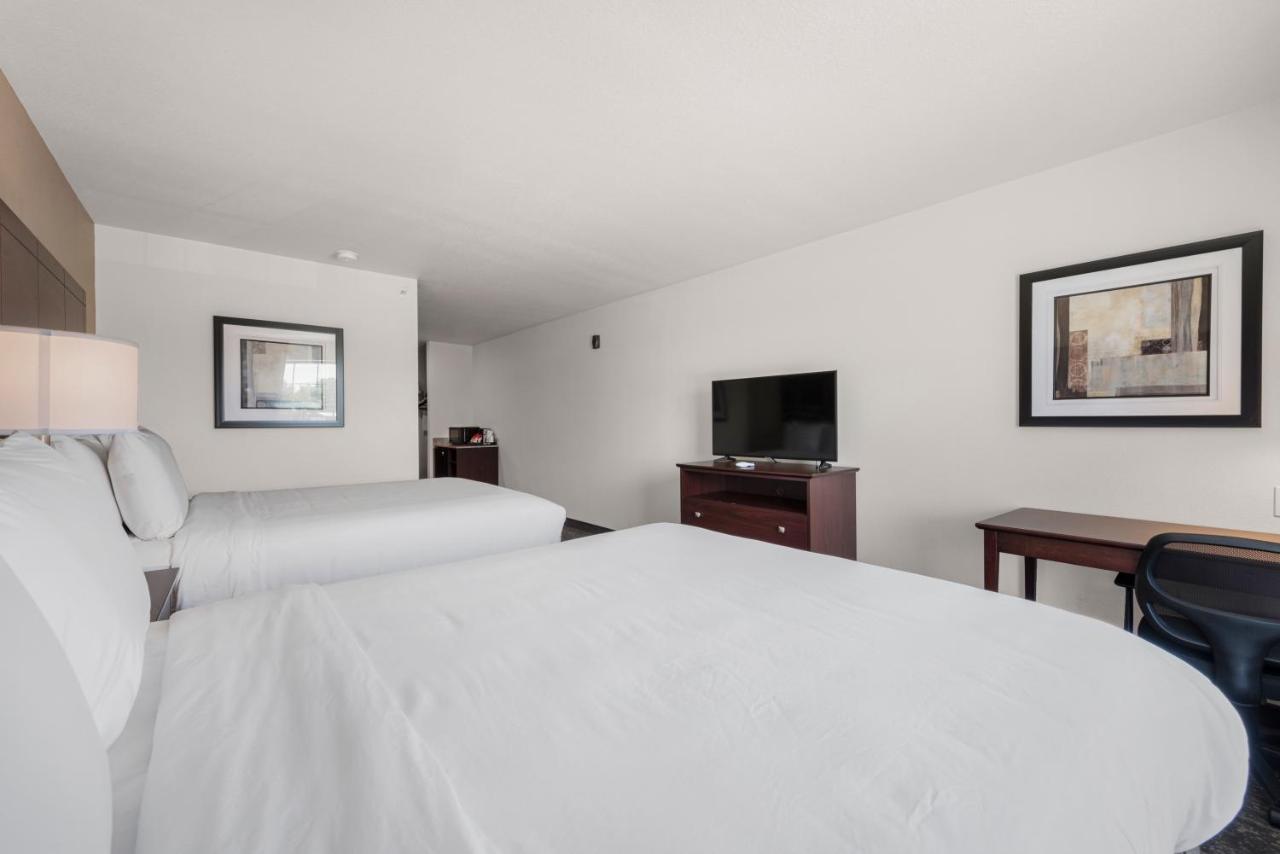 | Cobblestone Hotel & Suites - Urbana