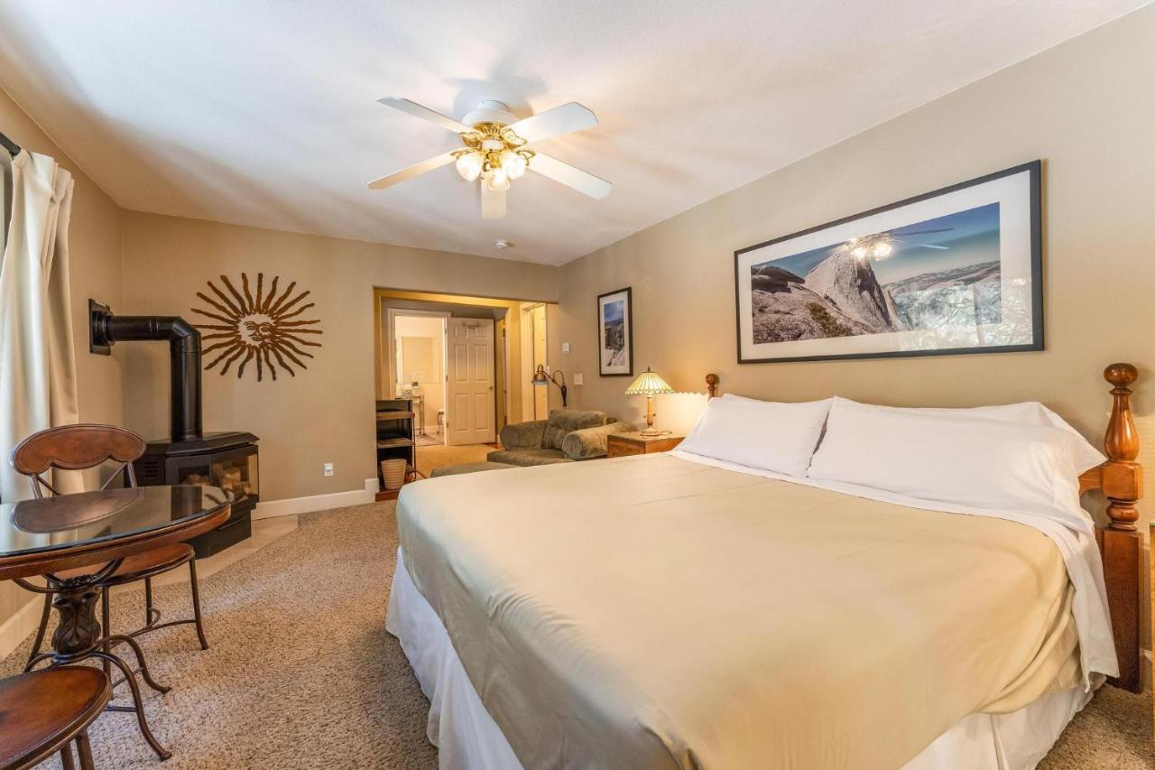 | Big Creek Inn