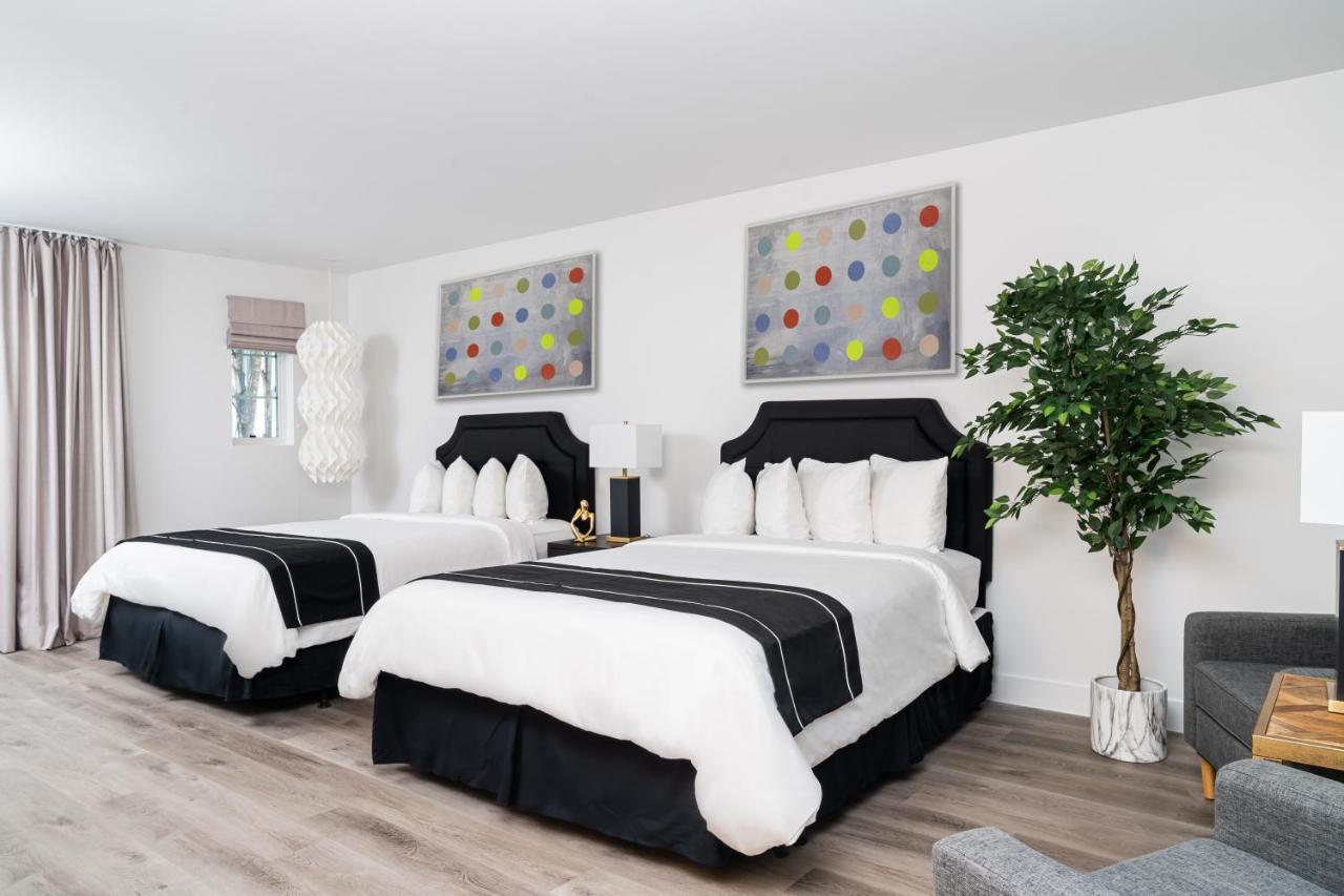  | Essex House Hotel