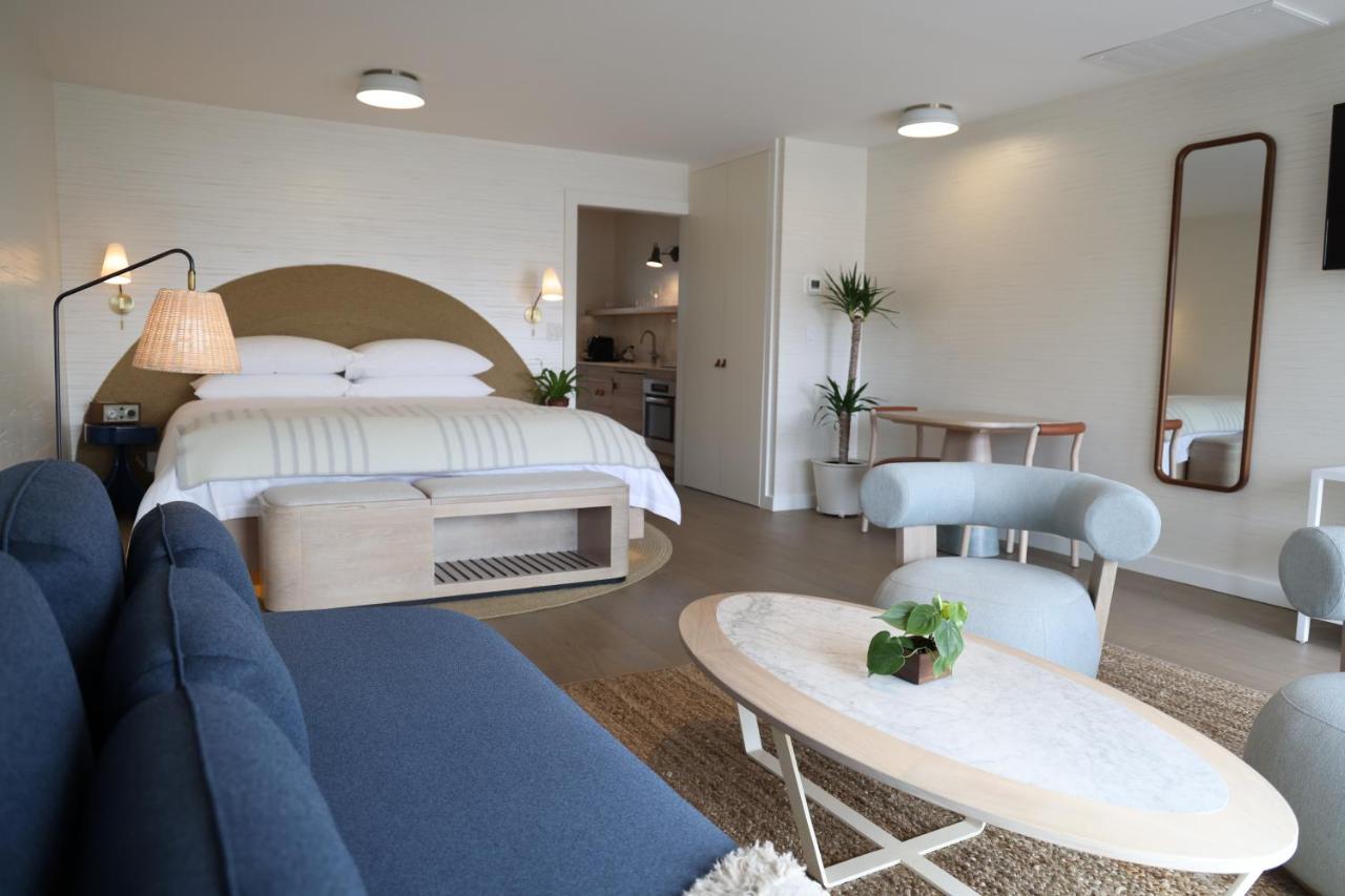| The Shoals Suites & Slips