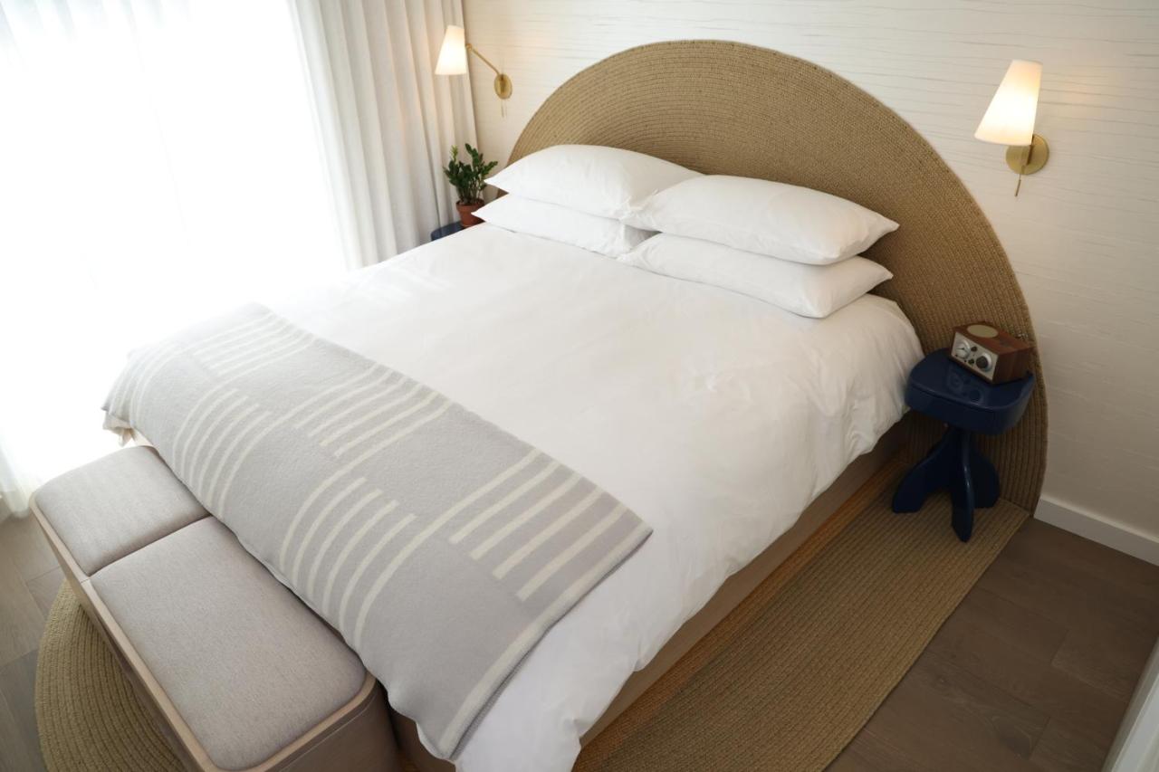 | The Shoals Suites & Slips