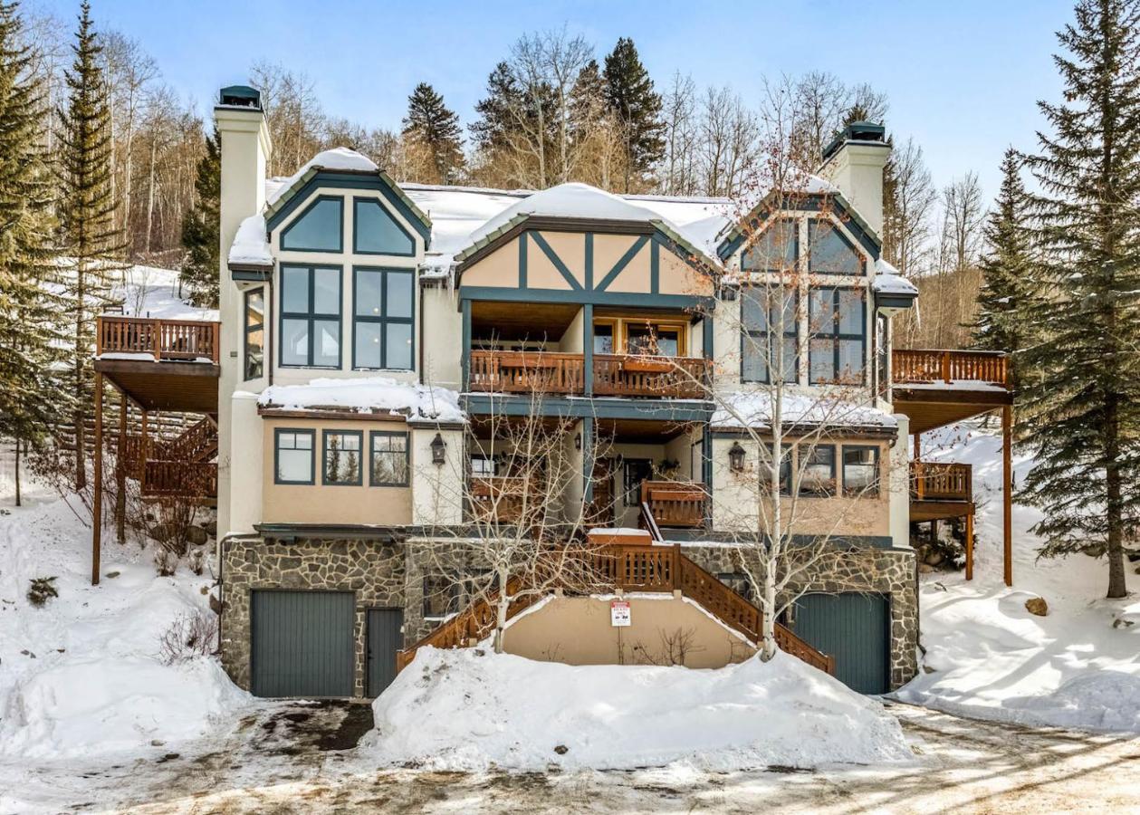 | 25 Meadow Court