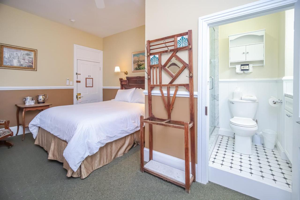  | Bedford Inn