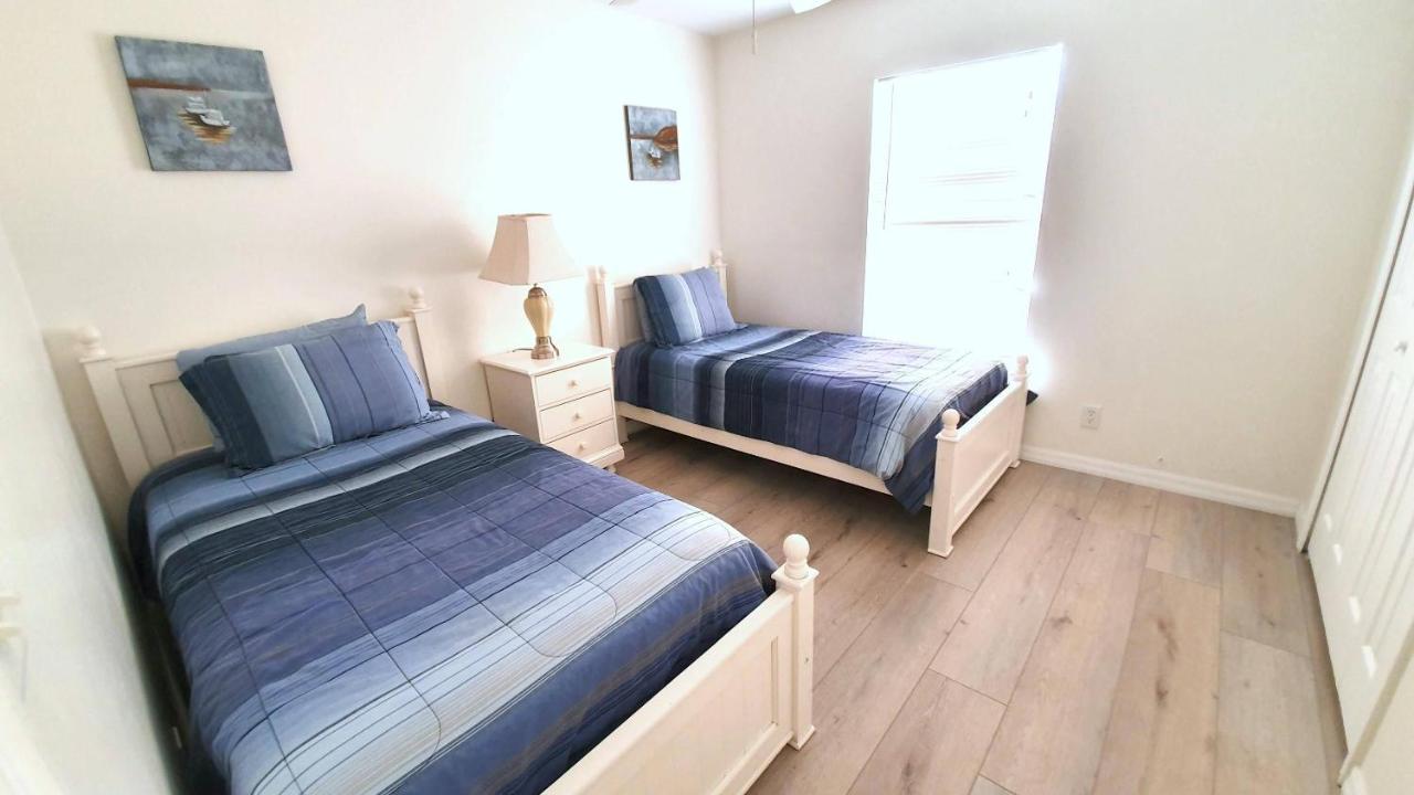 | !NEW! Villa Violina