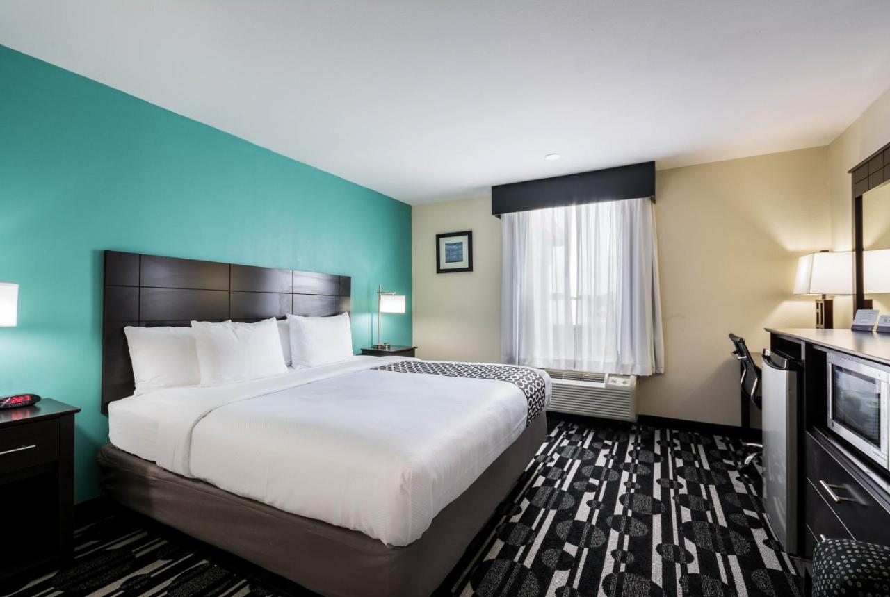 King Room - Non-Smoking at Bricktown Hotel & Extended Stay