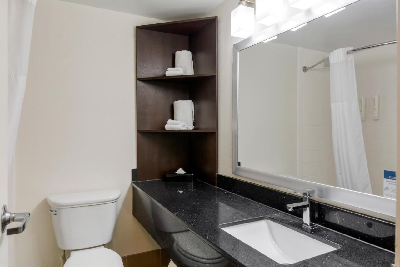 Standard Double Room with Two Double Beds - Non Smoking at Clarion Pointe Charlottesville
