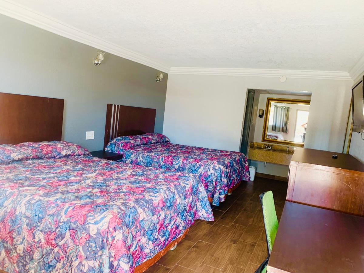| Budget inn and suites
