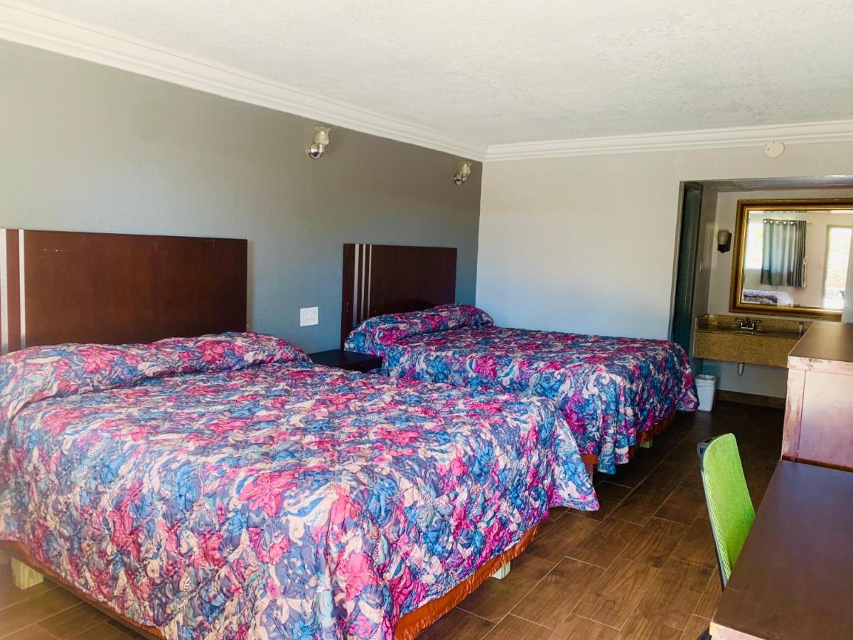 | Budget inn and suites