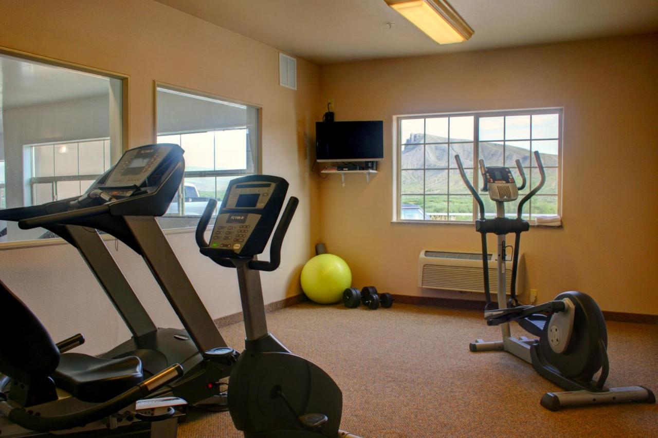 | Allington Inn & Suites Kremmling