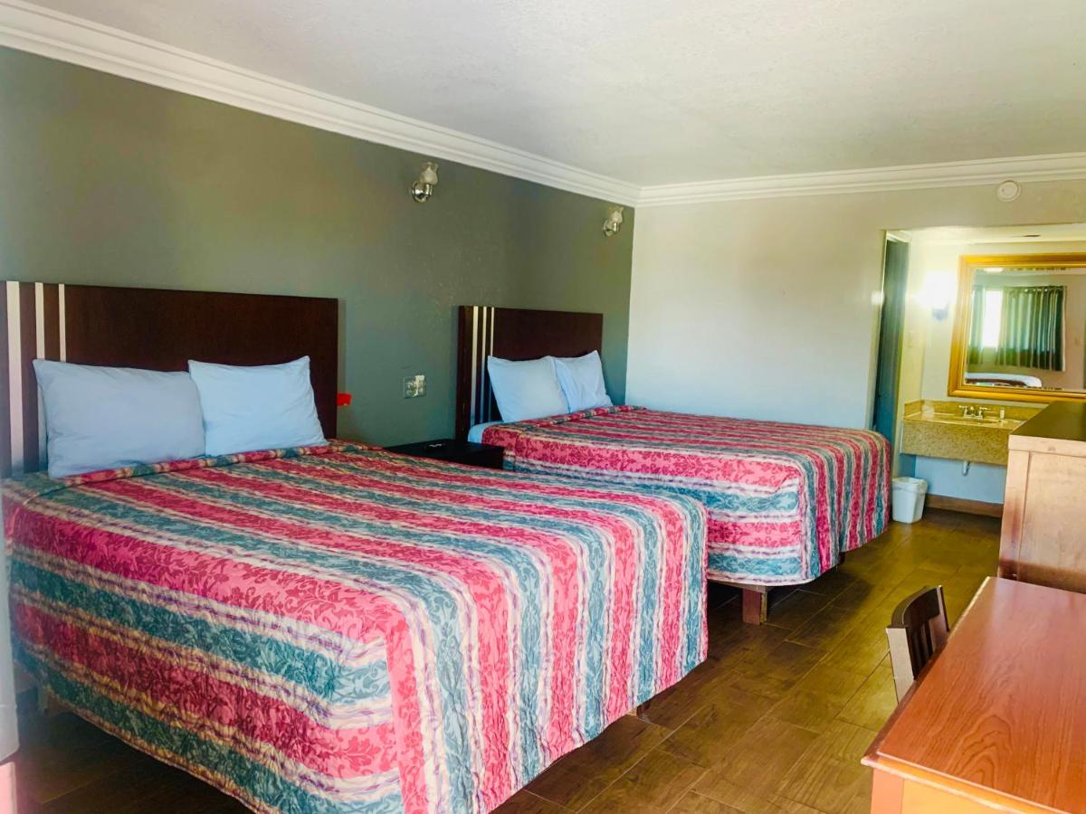 | Budget inn and suites