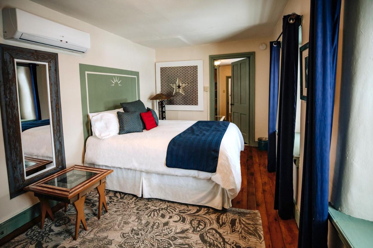 | Galvanized America Inn & Art Gallery